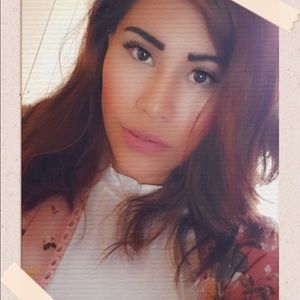 Meet your Posher, Eva yasmin